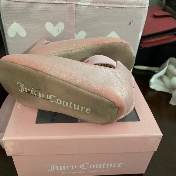 Bundle of 5 pair of baby shoes size 5 - Picture 3 of 14